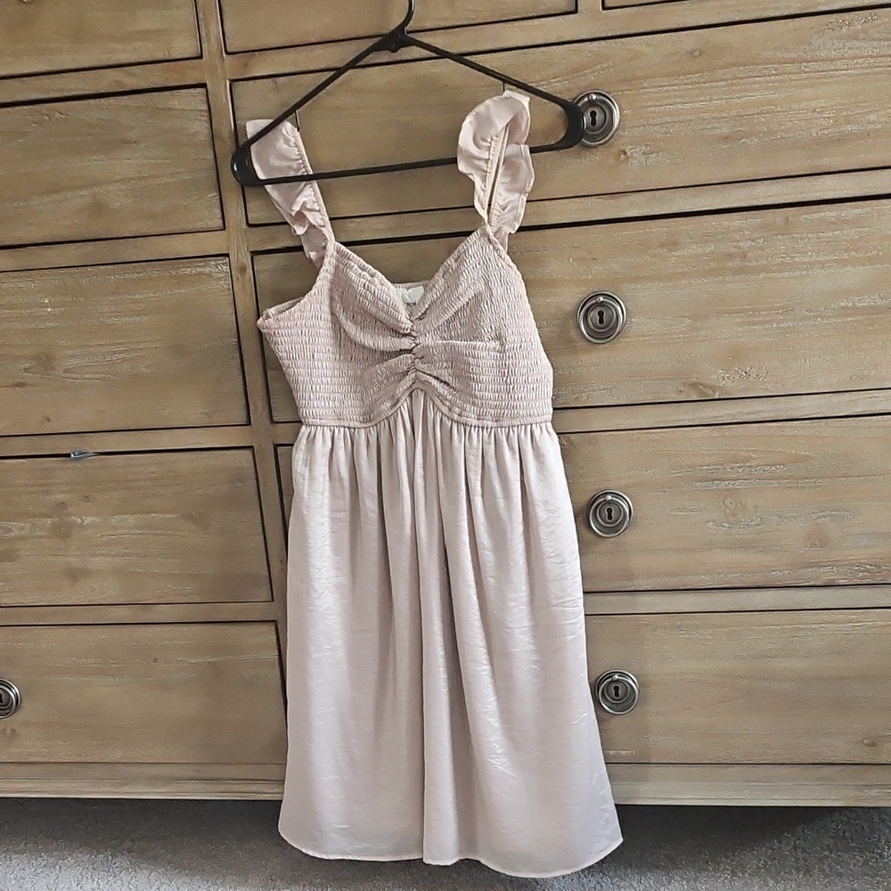 Andree By Unit Elegant Cream Sleeveless Dress